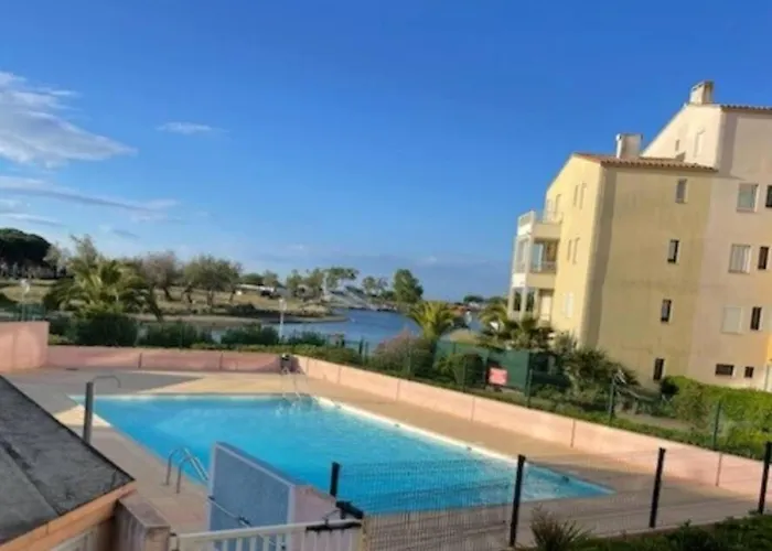 Panoramic 1, Bel Familiale Avec Piscine Et Parking Apartmán *