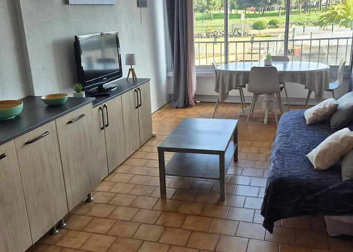 Panoramic 1, Bel Familiale Avec Piscine Et Parking Apartmán *