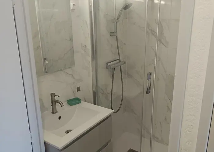 Panoramic 1, Bel Familiale Avec Piscine Et Parking Apartmán