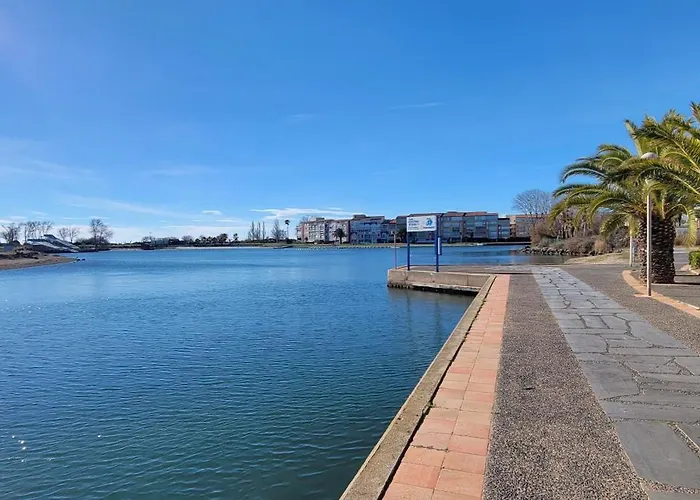 Apartmán Panoramic 1, Bel Familiale Avec Piscine Et Parking